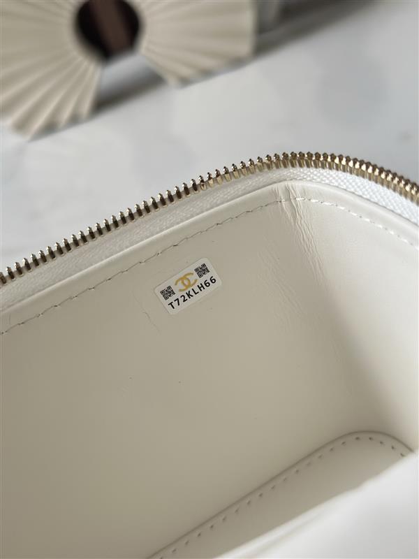 2026131222431528 590